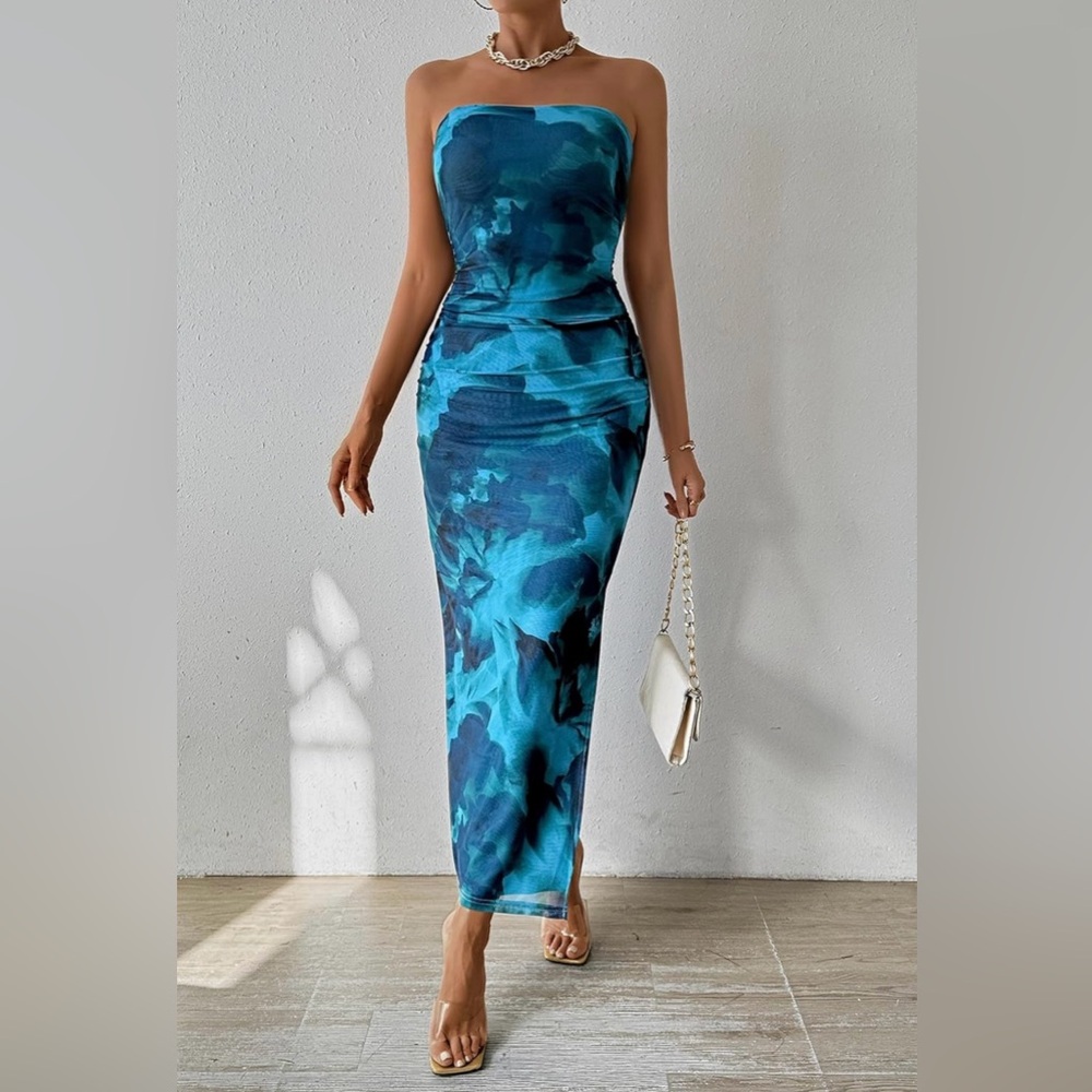 Blue Pattern Strapless Dress - image 1